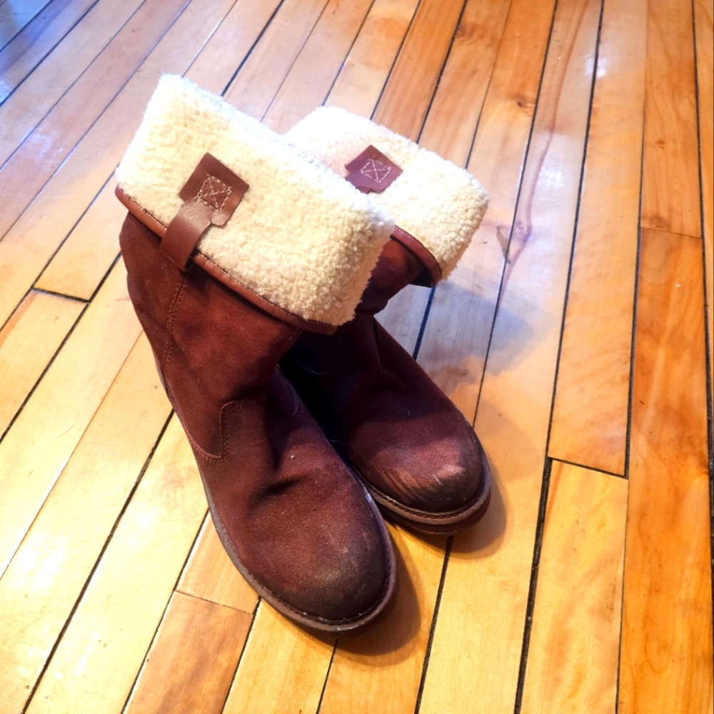Boots